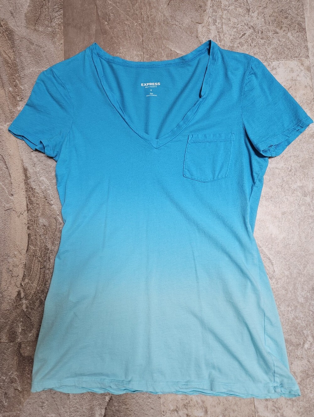Express V-neck T-Shirt. EUC. Small.